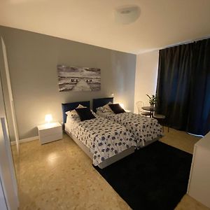 Ytha Housse Roma Centro